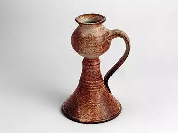 Originální svícen vyšší na tenkou svíčku