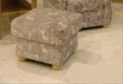 Berta taburet čalouněný větší