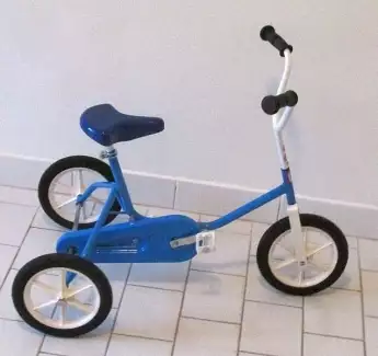 Dětská tříkolka modrá, červená, zelená s gumovými kolečky