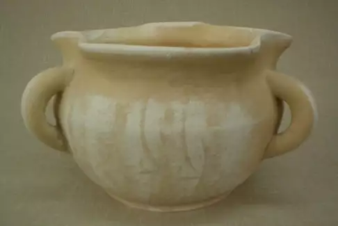 Originální tříušák režný povrch pr. 21