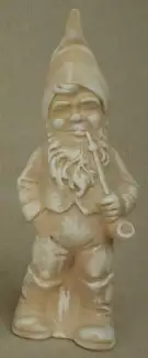 Ozdobná bytová keramika Trpaslík III o výšce 30 cm