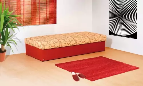 VÁLENDA - klasické čalouněné lůžko s úložným prostorem