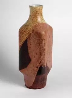 Velká čtvercová váza s vysokým podílem ruční práce