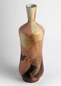 Velká projmutá váza v různých barvách