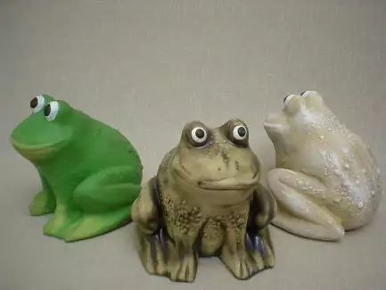 Ideální dekorace na zahradu - velká keramická žába
