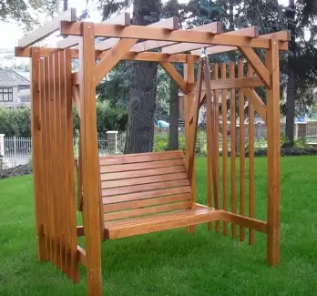 Zahradní houpačka pro dvě osoby s pergolou