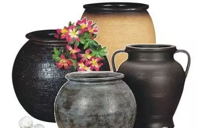 Zahradní váza z keramiky ve více rozměrových variantách Franská