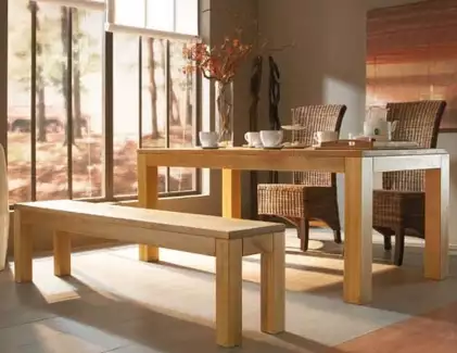 Moderní jídelní stůl obdélníkový v délce 140 cm Marcela 1