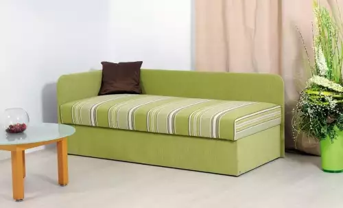 Klasická jednolůžková postel s matrací a čely Martina SKLADEM