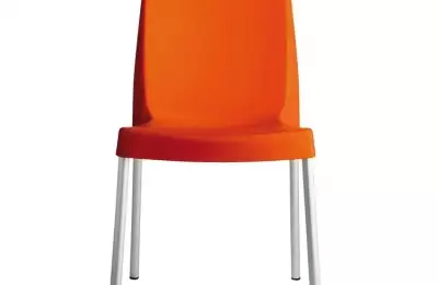 Jednoduchá, plastová, stohovatelná židle Bob