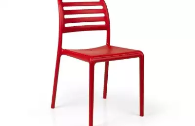 Odolná a plastová stohovatelná židle Cyril