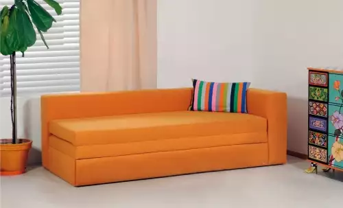 Čalouněná rozkládací pohovka s úložným prostorem Petra SKLADEM