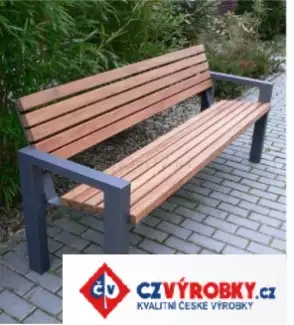 Extrémně odolná venkovní lavička Dáda - kovové opěrky na ruce