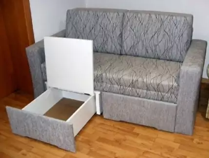 Rozkládací pohovka Fanda pro těžší váhu