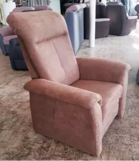 Televizní křeslo se startovací pákou skladem!