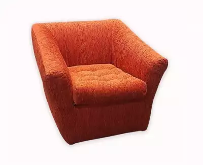 Levné hranaté křesílko skladem!