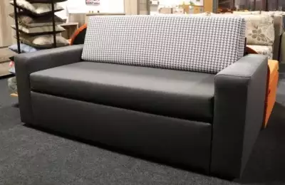 Čalouněná rozkládací sofa L6 - Skladem
