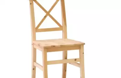 Jídelní židle z borovice s masivním sedákem Laura