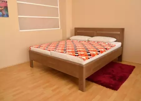 Masivní buková nebo dubová postel v rozměrech 90 x 200 cm až 200 x 200 cm Nonna