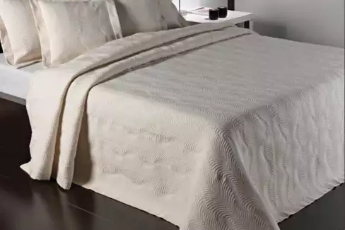 Elegantní a minimalistický přehoz na postel 240x260 René