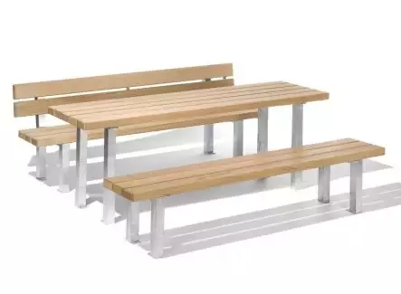 Zahradní souprava vhodná do restaurací ze smrkového dřeva Stefani