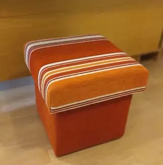 Čalouněný taburet pevný Lukáš SKLADEM