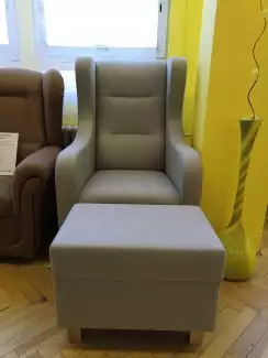 Vysoký čalouněný ušák Béďa, SKLADEM