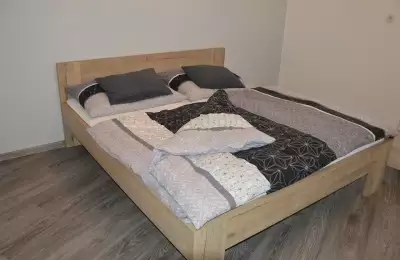 Atypická manželská postel Zdeňka v různých rozměrech